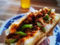 孜然夹馍-老字号杨坡红油米线腊汁肉夹馍(东四道巷店)