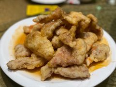 -老码头黑皮肘子锅包肉(赣水路店)