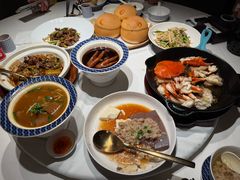 私房老鱼露黑豚肉焗肉蟹-炳胜私厨(万象前海店)