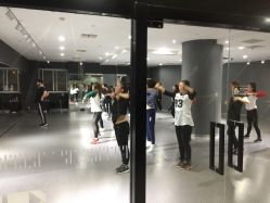 点击看大图 -5KM舞蹈街舞工作室