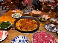 -旧街市鲜货老火锅(大光路店)