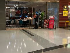 -港丽餐厅(来福士店)