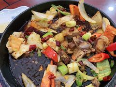 -撒拉人家.酸菜牦牛肉火锅