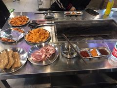 -马路牙子烧烤音乐酒馆(望京店)