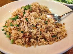 -张家卫·阳江菜·小海鲜(肥婆湾桥店)