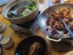 -寻钵记民菜馆·正宗常德钵子菜(滨湖路店)