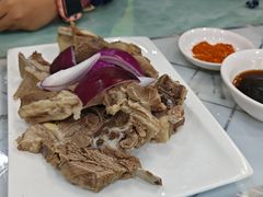 -苏莱特色牛骨滩羊手抓馆(长城东街总店)