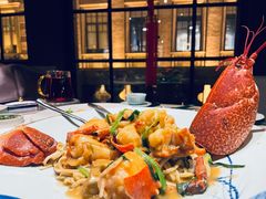 苏格兰蓝龙虾捞面-皇朝会.经典传统粤菜(外滩店)