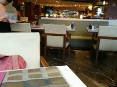 -广州中心皇冠假日酒店·汇点大堂吧
