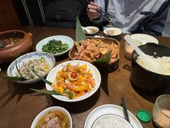-老滇山寨•云南特色菜•地方菜•民族风情歌舞表演(世纪金源店)