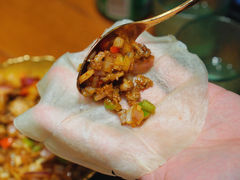 薄饼卷羊肉粒-楼兰新疆主题餐厅(苏州中心店)