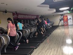 -超越健身(嘉实店)