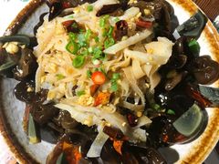 -小胡同炒鸡(胜利路店)