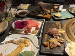-铭牛烧肉·和牛海鲜自助(高新月牙湖店)