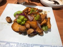 -云海肴·汽锅鸡·云南菜(广安门天虹店)