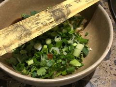 -肖肖酸萝卜鱼火锅(总店)