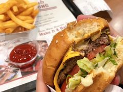 -The Habit Burger Grill 哈比特汉堡(复兴soho店)