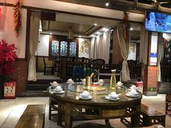 大堂-灶东家民间菜(回兴店)