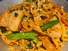 -荷塘秋月·本帮江浙菜(国权路店)