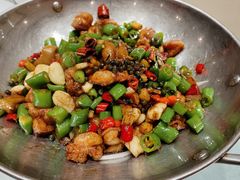 -辛香味烧鱼馆·非遗技艺·排骨红烧肉(光谷医药园店)