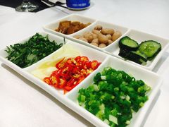 -胡记饭店(保工街店)