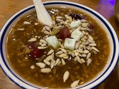 -宣海荣锅贴大王·陕味小吃集(钟楼店)