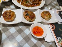-新大咀港式茶餐厅(宝山万达店)