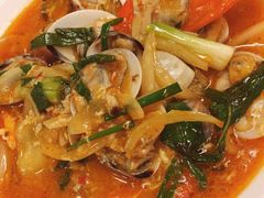 -J Daeng Seafood