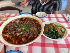 -洪霞餐馆·川菜·鲜货现炒(两江春城店)
