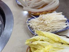 -崔记老东北传奇铁锅炖(横店总店)