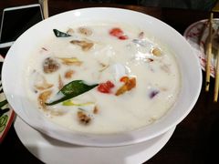 -Dang restaurant (patong phuket)