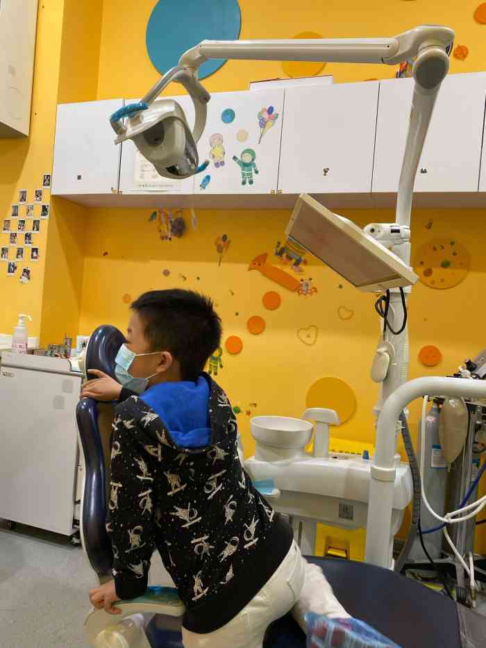 极橙儿童齿科(徐汇店)-"【项目】拔牙疫情期间要给娃拔牙,真的是.
