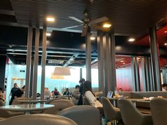 大堂-麦当劳(深圳北站高铁店)