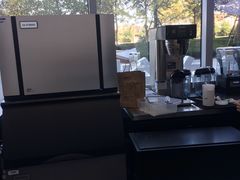 -瑞幸咖啡(绿地锦峰大厦店)