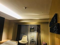 -青岛富力艾美酒店