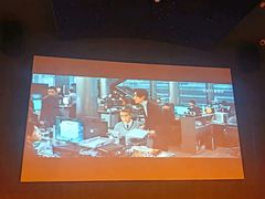 -涨巢·潮玩水疗局