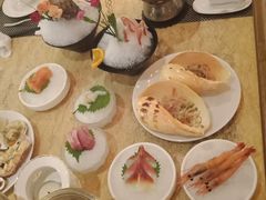 -雍和会海鲜姿造自助(湖东路店)