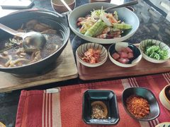-雾山韩式烤肉·海南糟粕&椰子鸡火锅·海景餐厅(三亚绿发山海天JW万豪酒店)