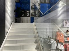 -阿迪达斯(武林银泰三叶草店)