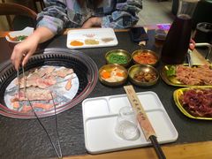 -一家东北烤肉(华大店)