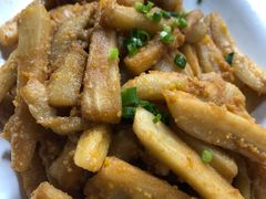 咸蛋黄茄子-勇猛子川菜馆(新军路店)