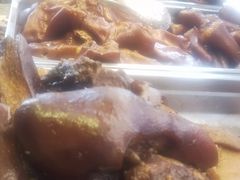 -老鼎万春卤菜(五代传承创始老店)