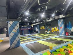 -反弹蹦床公园·亲子乐园·团建·派对(青岛融创茂店)
