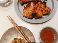 包烧鸡腿-胡麻(静安嘉里店)