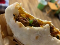 -曾笼笼牛肉饼
