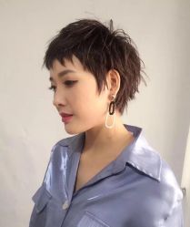 -AYO SALON