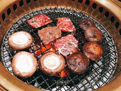 -山川小町·极番烧肉(新地假日广场店)