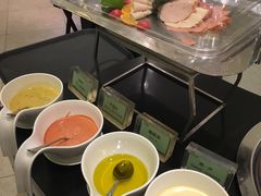 -亮马河饭店翠雅咖啡厅