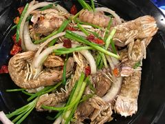 -虾弄弄海派小龙虾·牛羊蝎子火锅