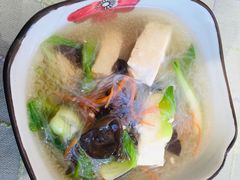 -天天向上素食餐厅(五台山店)